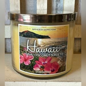 Bath & Body Works Hawaii OAHU COCONUT SUNSET 14.5oz 3-Wick Candle Rare HTF new